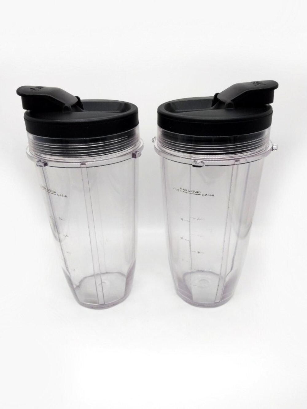 2 Nutri Ninja 21oz Blender Cups with Sip & Seal Travel Lids